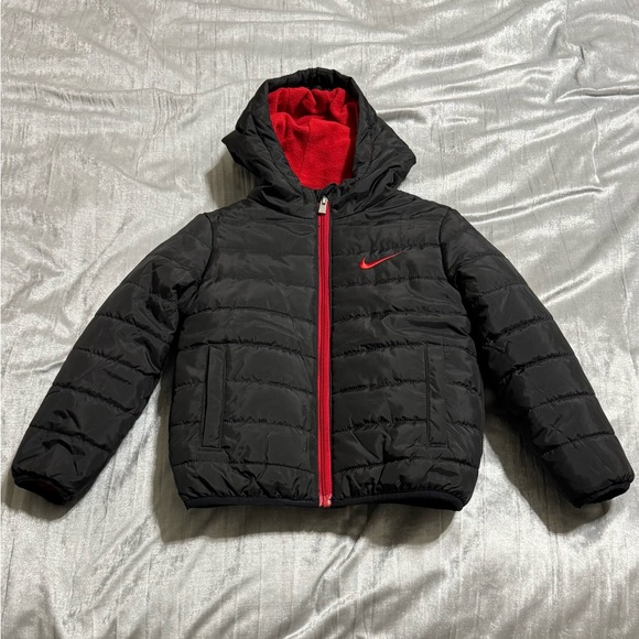 Nike Red & Black puffer jacket w/ hood - Picture 1 of 2
